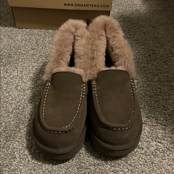 Brand new UGGs - Picture 2 of 6